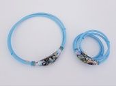 Км0014-04: Комплект (колье+браслет) из муранского стекла и каучука голубой