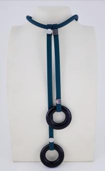 К0350-03: Колье из каучука и муранского стекла черно-синее
